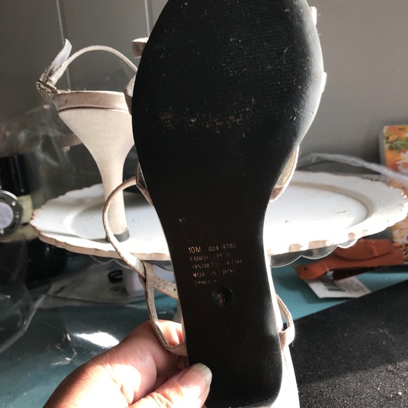 SATIN SILVER 4 INCH HEELS RHINESTONE STRAP FRONT - Picture 11 of 13